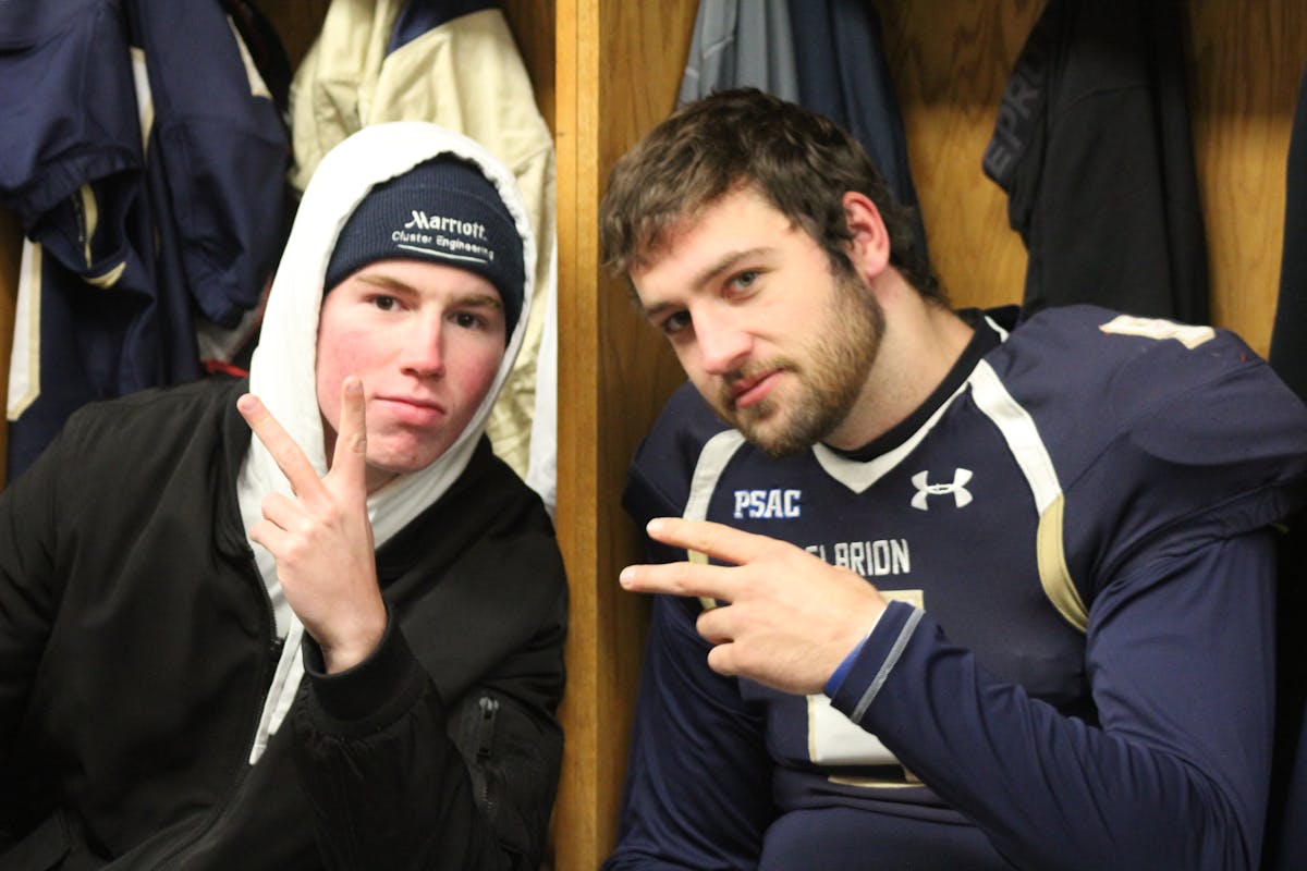 Trikot und Handschuhe